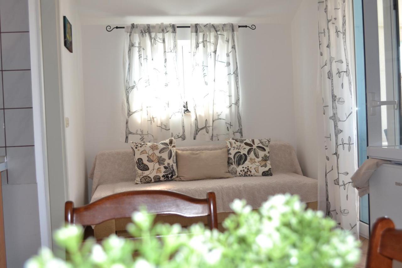 Apartments Lucija Срима Екстер'єр фото
