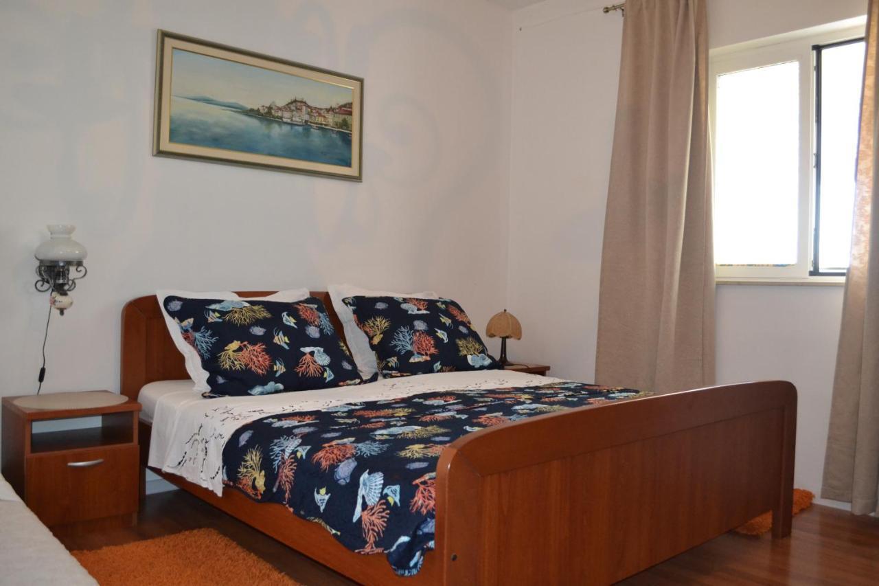 Apartments Lucija Срима Екстер'єр фото